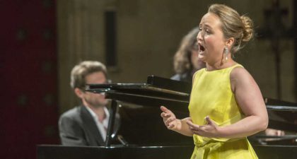 Julia Lezhneva debuta en Peralada con un bonito recital lírico de contenido barroco y belcanto