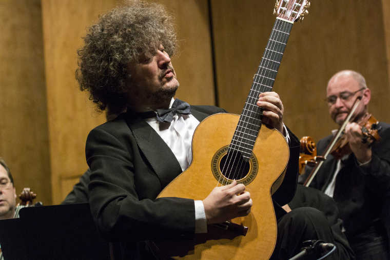 Conciertos de guitarra en los jardines de Falla