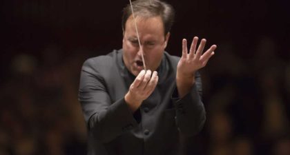 Espectacular programa | Karel Mark Chichon al frente de la Orquesta Filarmónica de Gran Canaria