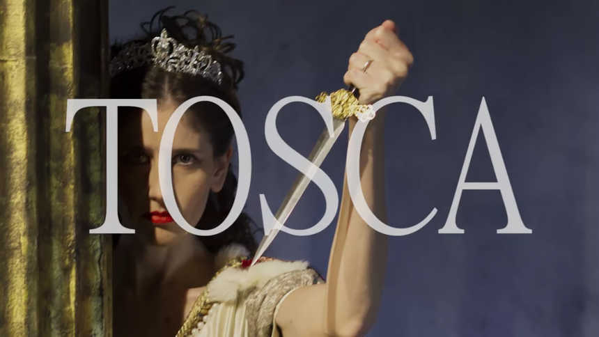 Tosca de Puccini, Ópera escenificada en dos actos