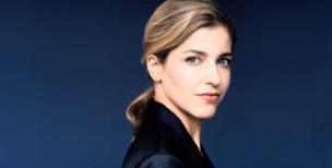 B1090496-lang_bluer9-min