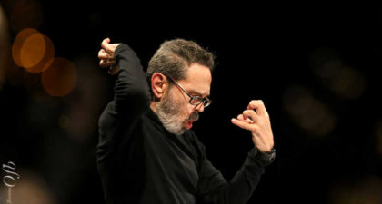 La Orquesta de Córdoba celebra sus 25 años bajo la dirección de Leo Brouwer