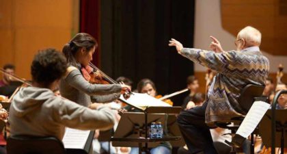 Krzysztof Penderecki se pone al frente de la Orquesta Joven de la OSG para su primer concierto del año