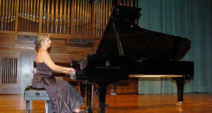 Concierto "La visión rusa" con Ana Guijarro y Mariana Gurkova en la Fundacion Juan March