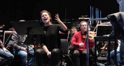 La cantaora Celia Romero debuta con la Orquesta de Extremadura, dirigida por Manuel Hernández Silva