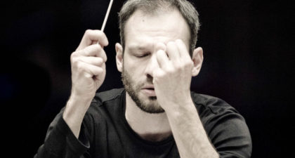 Dima Slobodeniouk debuta esta semana al frente de la Filarmónica de Berlín