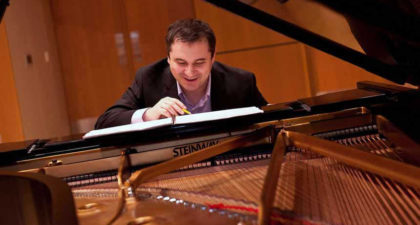Jorge Muñiz autor de la partitura de Fuenteovejuna, por encargo de la Ópera de Oviedo