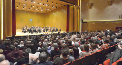 La Real Filharmonía de Galicia celebra su tradicional concierto de Reyes, bajo la batuta de Diego Masson