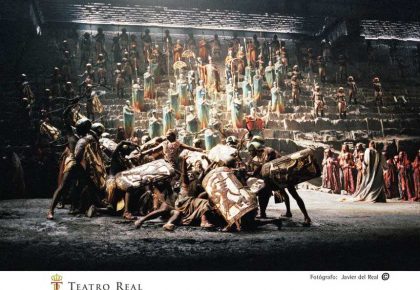Imagen original de Aída en el inicio de la temporada de 1998 en el Teatro Real. Javier del Real / Teatro Real