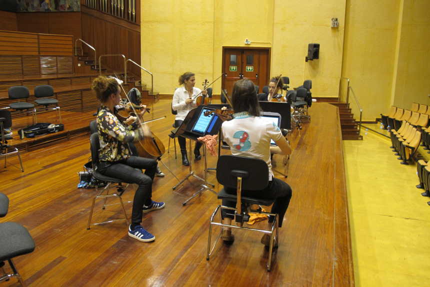 M. Haydn y Brahms, interpretados con partituras digitales en la Matinée de Miramón