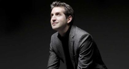 El director Lucas Macías debuta con la Orquesta de Castilla y León