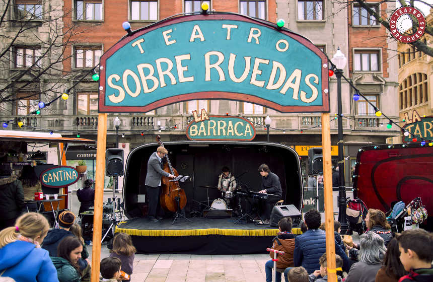 Los Titiriteros de Binéfar encabezan la programación familiar de Pirineos Sur