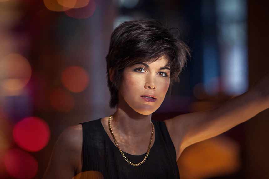 La Real Filharmonía de Galicia tiene como invitada esta semana a la la reconocida viola Isabel Villanueva