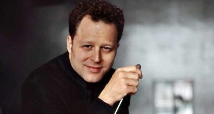 “Pasión por Pushkin” con John Axelrod y la Real Orquesta Sinfónica de Sevilla