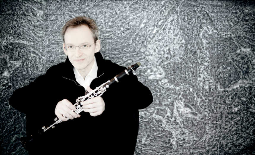 El reconocido clarinetista finlandés Kari Kriikku toca esta semana con la Real Filharmonía de Galicia