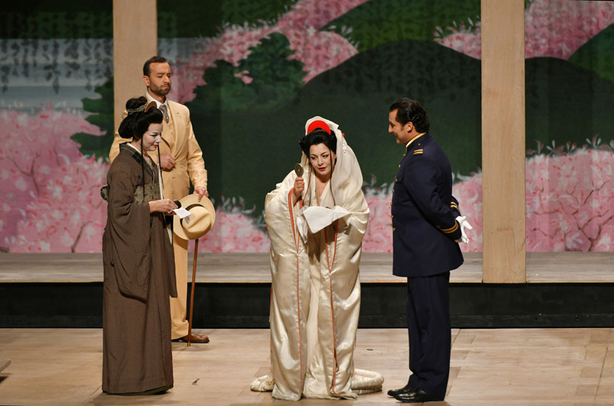 Fotografías de un ensayo general de Madama Butterfly en el Teatre Liceu