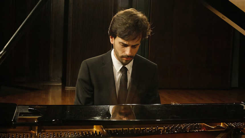 Iván Martín ofrece con la Orquesta de Extremadura una integral de Chopin Iván Martín ofrece con la Orquesta de Extremadura una integral de Chopin