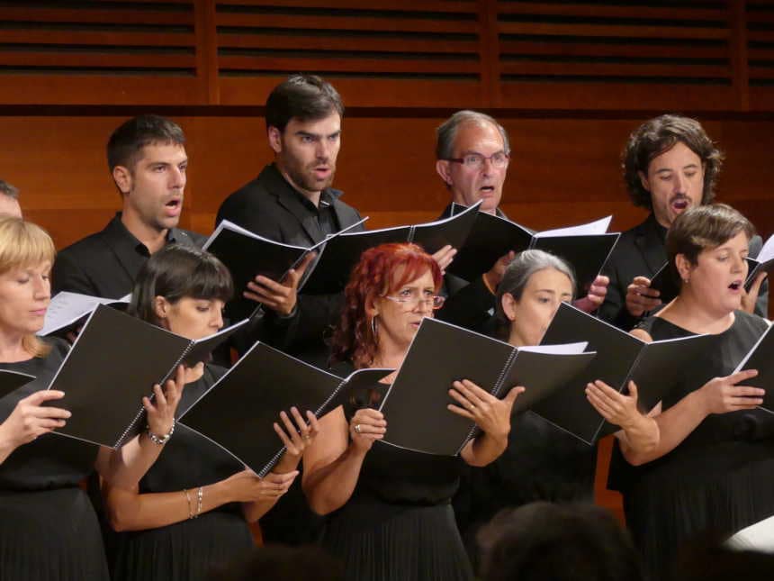 La Orquesta Sinfónica de Navarra, el Orfeón Pamplonés y la Coral de Cámara de Pamplona en concierto
