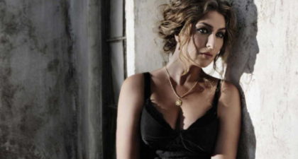 Estrella Morente canta su Copla en un Teatro Cervantes abarrotado
