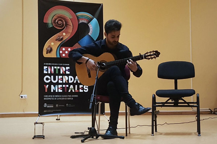 Seis jóvenes pasan a la final de Guitarra Flamenca de Entre Cuerdas y Metales