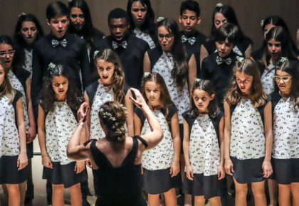 Coro-Sinan-Kay—XXV-Certamen-Habaneras-Torrevieja.-Foto_Tony-Sevilla-min
