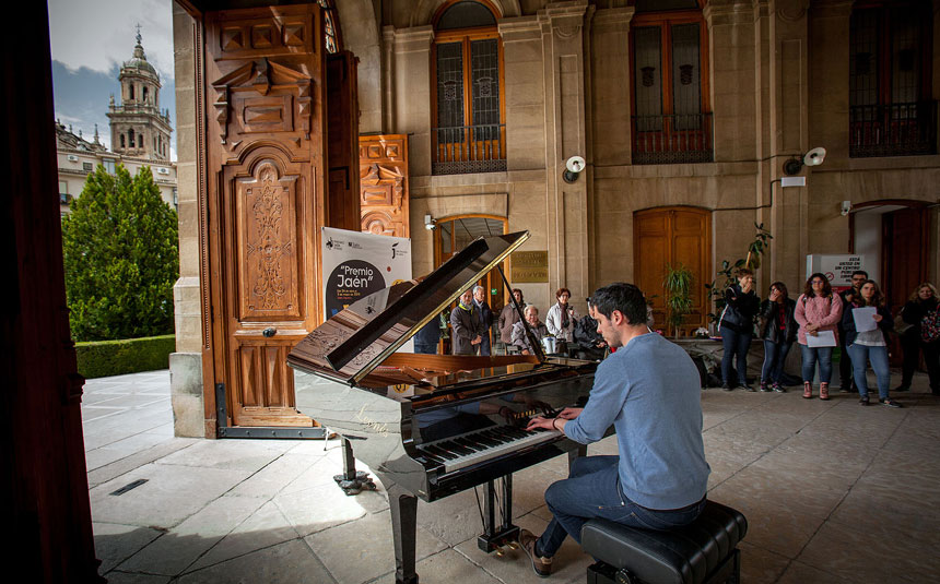 La 61ª edición del Premio “Jaén” de Piano contará con la participación de 23 pianistas de tres continentes La 61ª edición del Premio “Jaén” de Piano contará con la participación de 23 pianistas de tres continentes