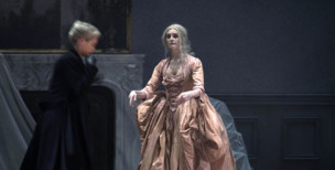 soprano Malin Byström (La Condesa Madeleine), bailarina Elisabeth Mcgorian (Condesa mayor)