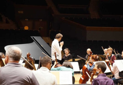 Leonskaja, una de las pianistas más relevantes de las últimas décadas interpreta a Beethoven con la OSG Elisabeth Leonskaja y orquesta
