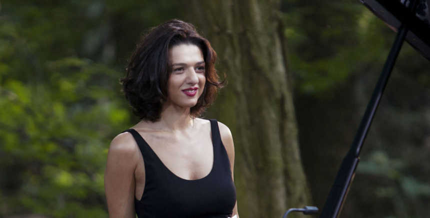 La pianista Khatia Buniatishvili debuta en la Quincena Musical con un recital en el Victoria Eugenia