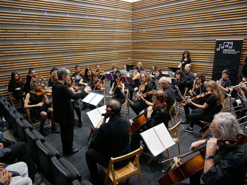 La Escuela Joaquín Maya oferta cursos sobre ópera y zarzuela, grandes compositores y audiciones guiadas