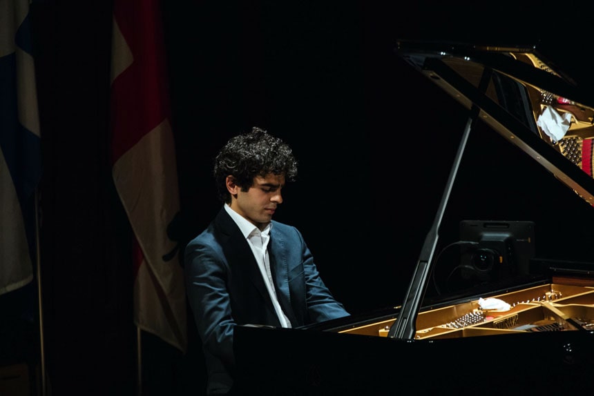 Giuseppe Guarrera interpreta piezas de Bach, Debussy, , Ravel o Chopin en los Teatros del Canal