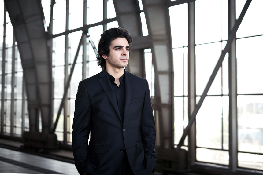 Giuseppe Guarrera interpreta piezas de Bach, Debussy, , Ravel o Chopin en los Teatros del Canal