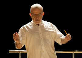 La Orquesta Sinfónica de Castilla y León prepara su temporada de otoño con grandes directores El maestro Jordi Casas