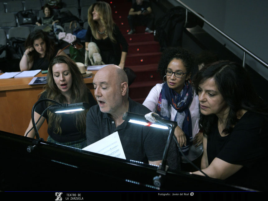 El Teatro de la Zarzuela Premio Ópera XXI a la mejor producción de Ópera por «La casa de Bernarda Alba»