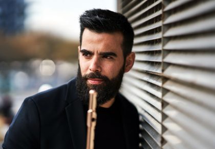 La Orquesta de Extremadura estrena Four Forces, de Salvador Rojo Franciso López, solista de flauta y compositor de «El bailaero de las gitanas»
