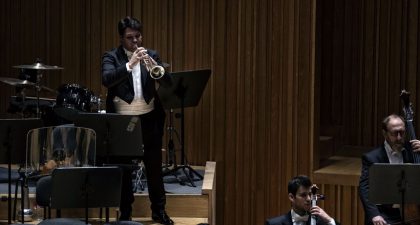 La Orquesta de València y Raúl Junquera interpretan el concierto para trompeta de Hummel