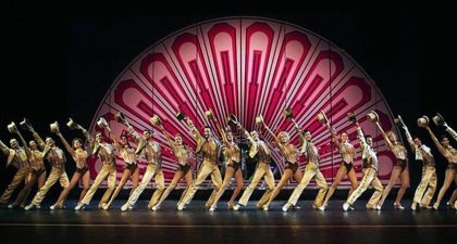 El Teatro Arriaga acoge el exitoso musical A chorus line, impulsado y codirigido por Antonio Banderas y Baayork Lee