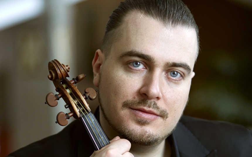 Dmitry Sinkovsky debuta con la Orquesta de Extremadura con programa del siglo XVIII