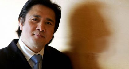 La Orquesta y Coro Nacionales de España bajo la batuta de Eiji Oue, por primera vez