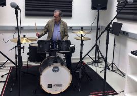 La Comunidad de Madrid inaugura nuevos locales de ensayo de música en una antigua subestación eléctrica