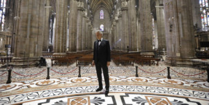 Bocelli-Duomo-1---credit-LUCA-ROSSETTI,-COURTESY-SUGAR-SRL,-DECCA-RECORDS-min