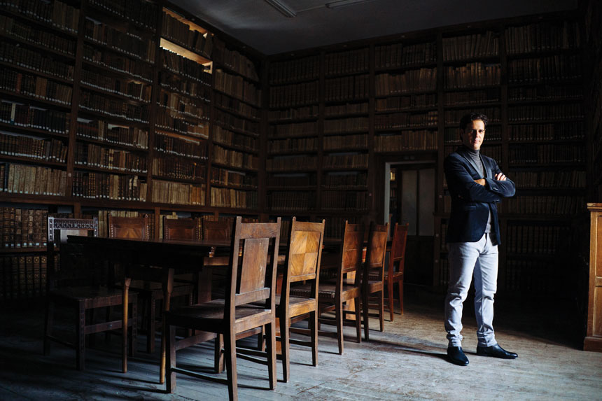 El pianista Daniel Pereira lanza disco doble con los 90 preludios de Scriabin