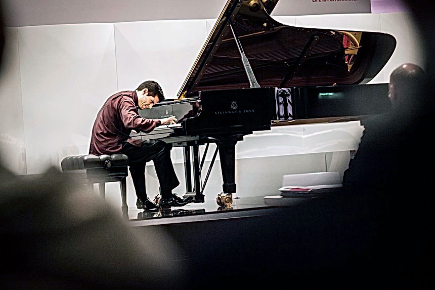 Bruno Vlahek se adentra en el mundo interior de Rachmaninov en su nuevo CD
