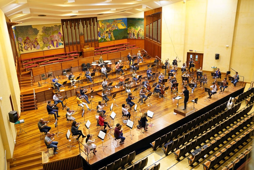 Euskadiko Orkestra se pone en marcha y se reúne en el escenario para ofrecer una mini-temporada Euskadiko Orkestra se pone en marcha y se reúne en el escenario para ofrecer una mini-temporada