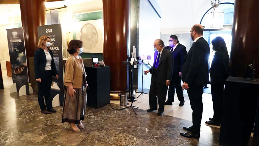 El Teatro Real abrirá sus puertas el 1 de julio con La Traviata, según decisión del Patronato