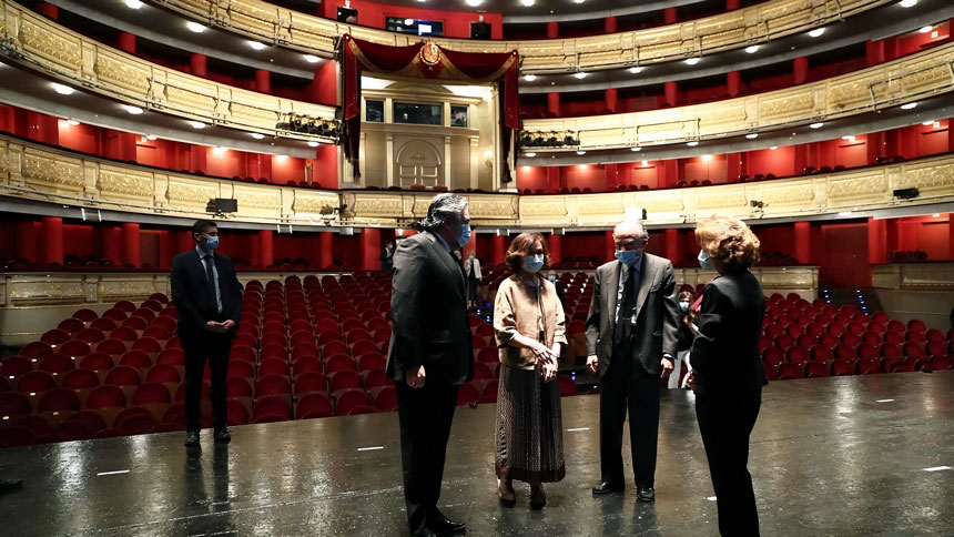 El Teatro Real abrirá sus puertas el 1 de julio con La Traviata, según decisión del Patronato