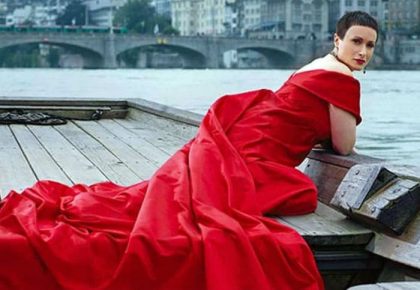 Soprano Angeles Blancas