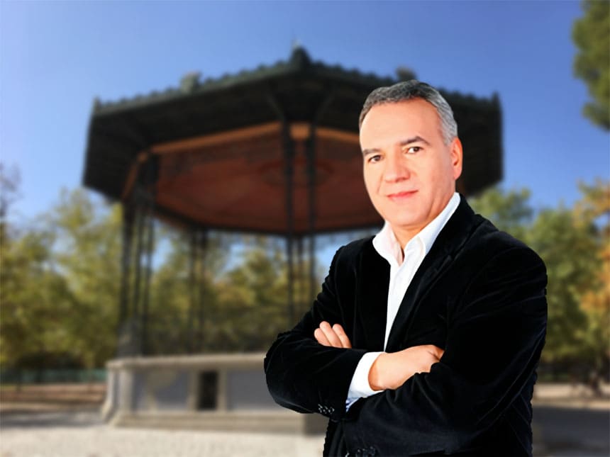 Enrique de Tena dirige la Banda Sinfónica Municipal de Madrid en su primer concierto como subdirector