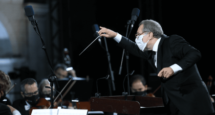Reseña de la noche de Santi Moix y la Orquestra Simfònica del Gran Teatre del Liceu en el Festival Castell Peralada Livestream