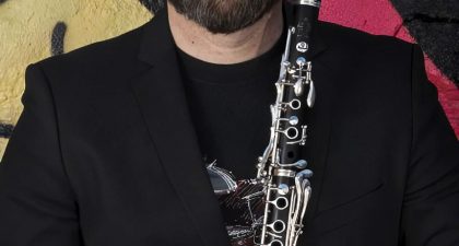 El clarinetista Juan Carlos Felipe Belíjar y la Banda Sinfónica Municipal de Madrid interpretan a Copland